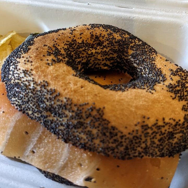 photo of Sable Lox salmon bagel shared by @veganhels on  11 Apr 2021 - review