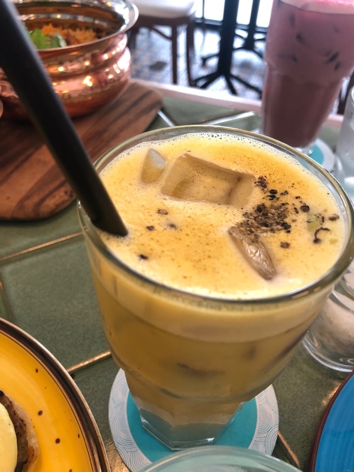 photo of Privé Tiong Bahru Turmeric-Ginger Soy Latte shared by @iamkarenina on  20 Jan 2020 - review