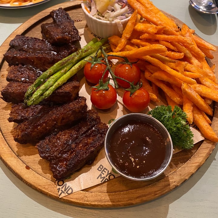 photo of Kind Kitchen by Green Common Beyond Striploin shared by @johnwoodrtr on  17 May 2020 - review