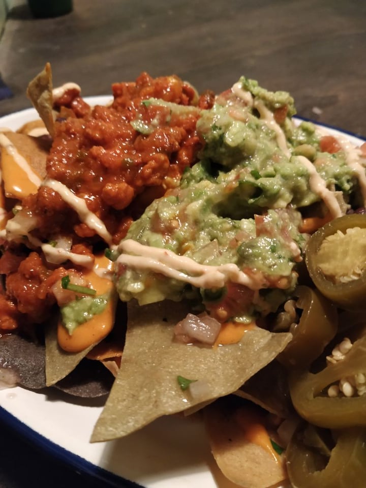 photo of Monchito Nachos con Guacamole shared by @mariafortheanimals on  29 Feb 2020 - review