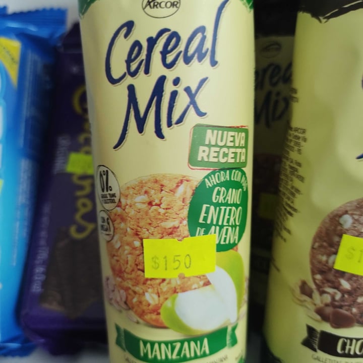 photo of Cereal mix Galletitas de Manzana shared by @lucseff on  16 Nov 2021 - review
