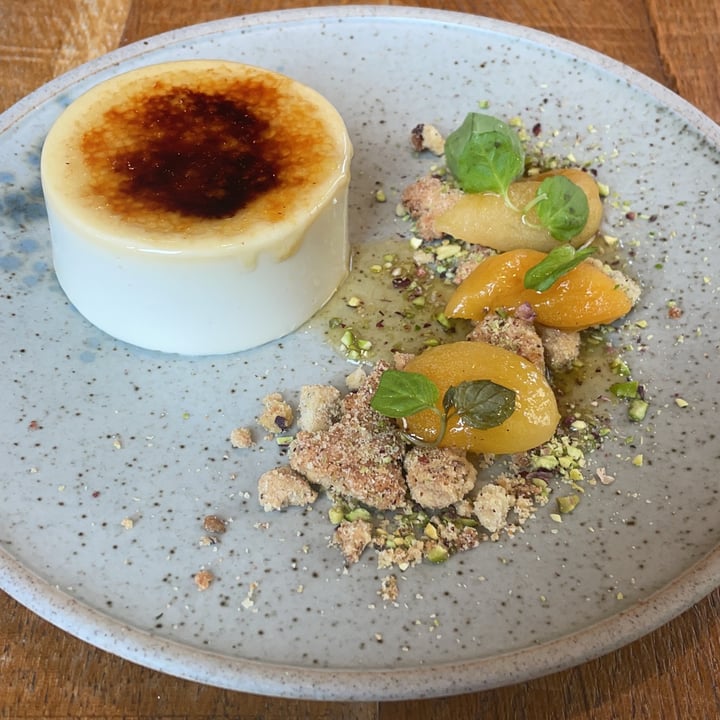 photo of mallow Creme brulee shared by @bryanvegan on  02 Nov 2022 - review