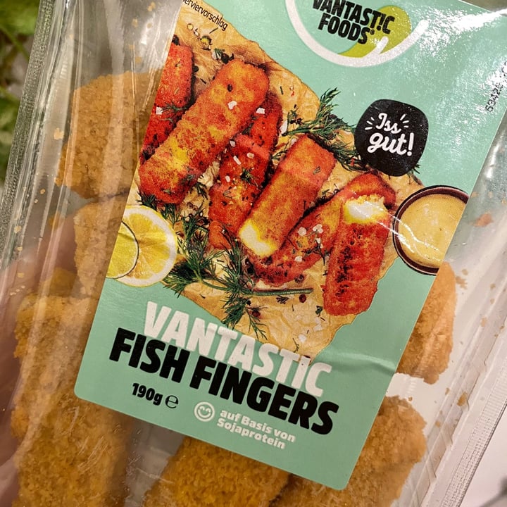 photo of Vantastic Foods Fish Fingers shared by @quandleloup on  09 Feb 2021 - review