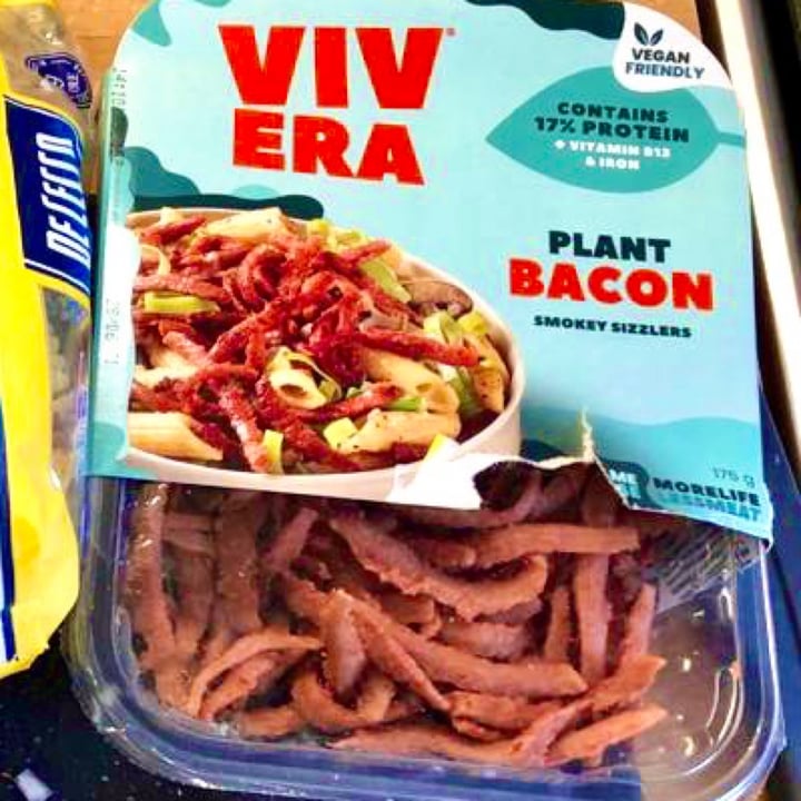 photo of Vivera Plant Bacon Pieces shared by @katmarievegan on  15 Sep 2021 - review