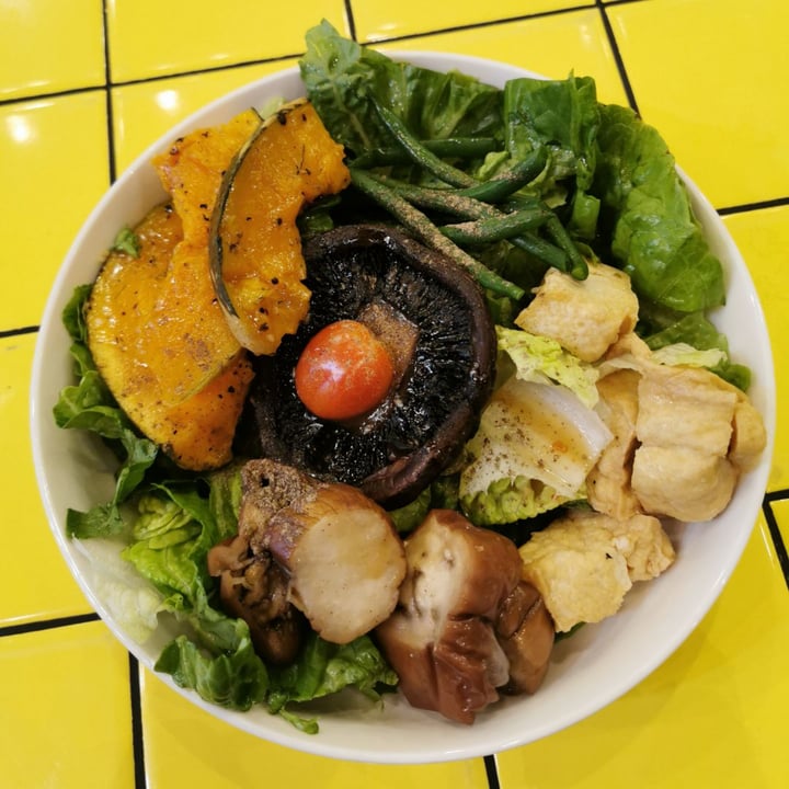 photo of Toss & Turn Create your own salad shared by @ycarolyn on  01 Mar 2020 - review