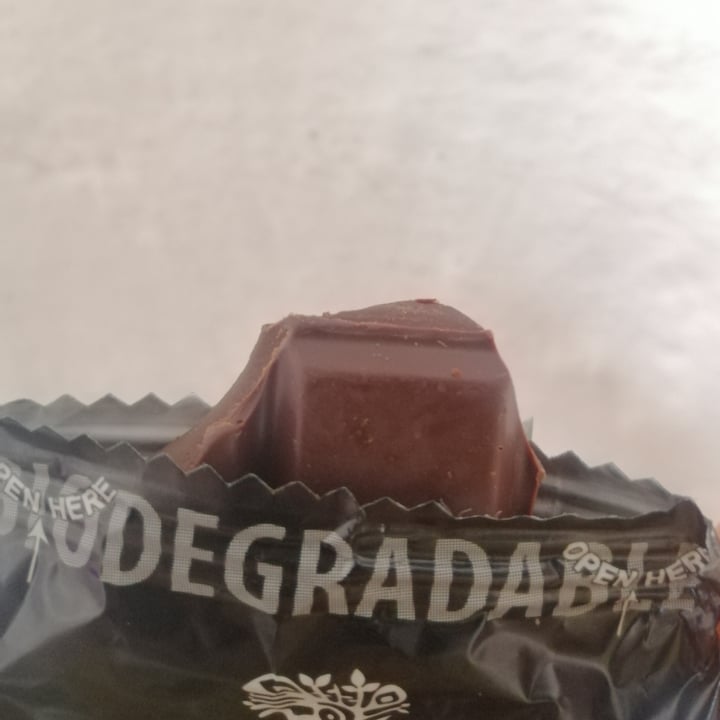 review photo of Paccari Pacari Raw Organic Chocolate 70% Cacao shared by @sebastianr on 17 Sep 2021 - review
