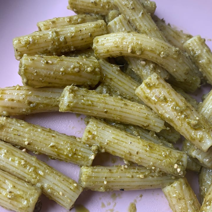 photo of Vemondo pesto vegan al basilico shared by @cppccl on  15 Jan 2023 - review