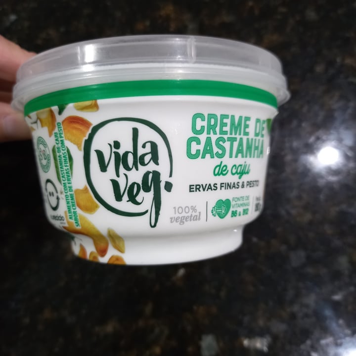 photo of Vida Veg Creme de Castanha de Caju com Ervas Finas & Pesto shared by @elainev on  03 Jun 2022 - review