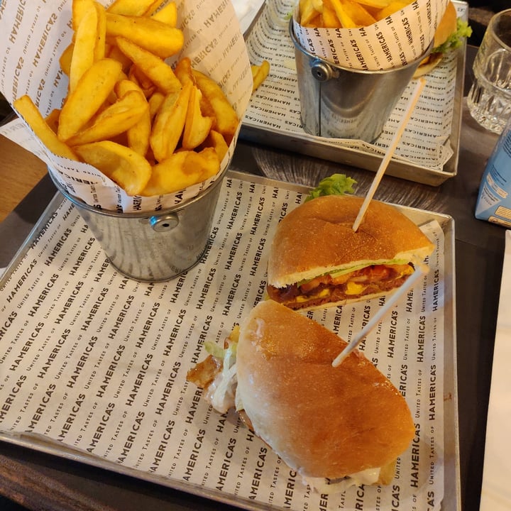 photo of Hamerica's 212 Burger shared by @federicazanasi on  13 Feb 2022 - review