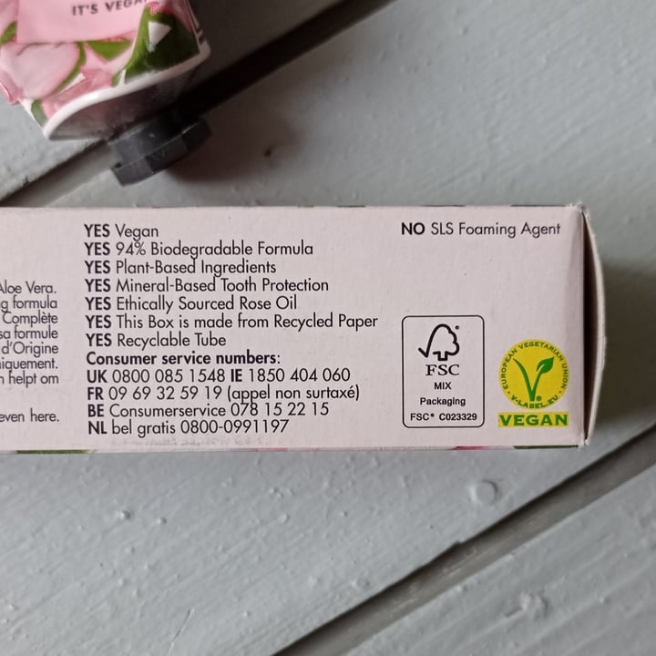 photo of Love Beauty and Planet Rose & Aloe Vera Toothpaste shared by @koyott on  03 Jul 2022 - review