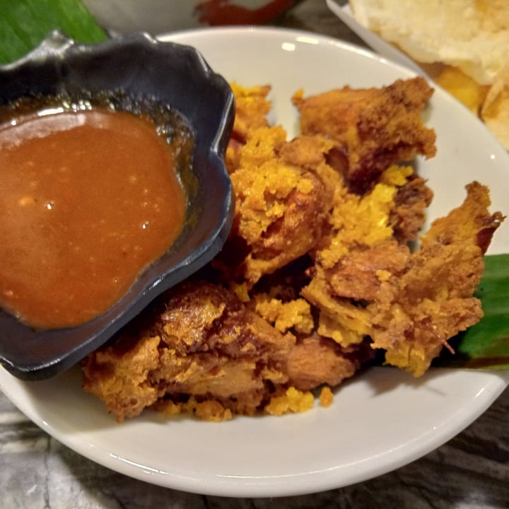 photo of Warung Ijo Ayam Penyet shared by @veganspicegirl on  09 Oct 2022 - review