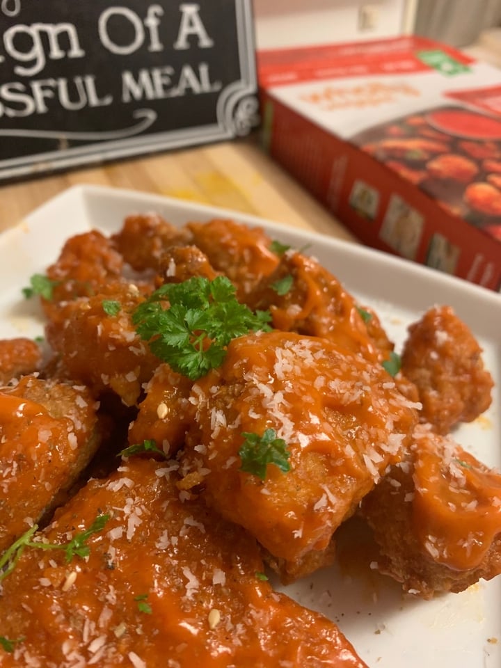 photo of Wholly veggie Buffalo Cauliflower shared by @angelaargentina on  31 Mar 2020 - review