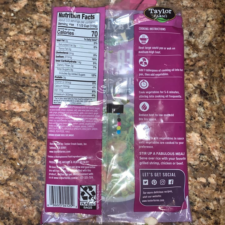 photo of Taylor Farms Ginger Garlic Stir Fry Kit shared by @usa-ute on  28 Jun 2022 - review