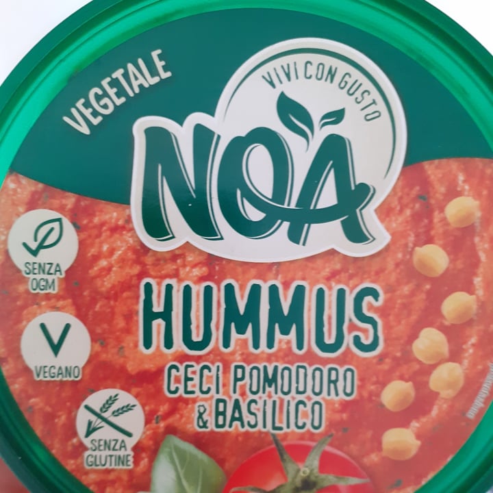 photo of Noa Hummus ceci pomodoro basilico shared by @trilli21 on  10 Apr 2022 - review