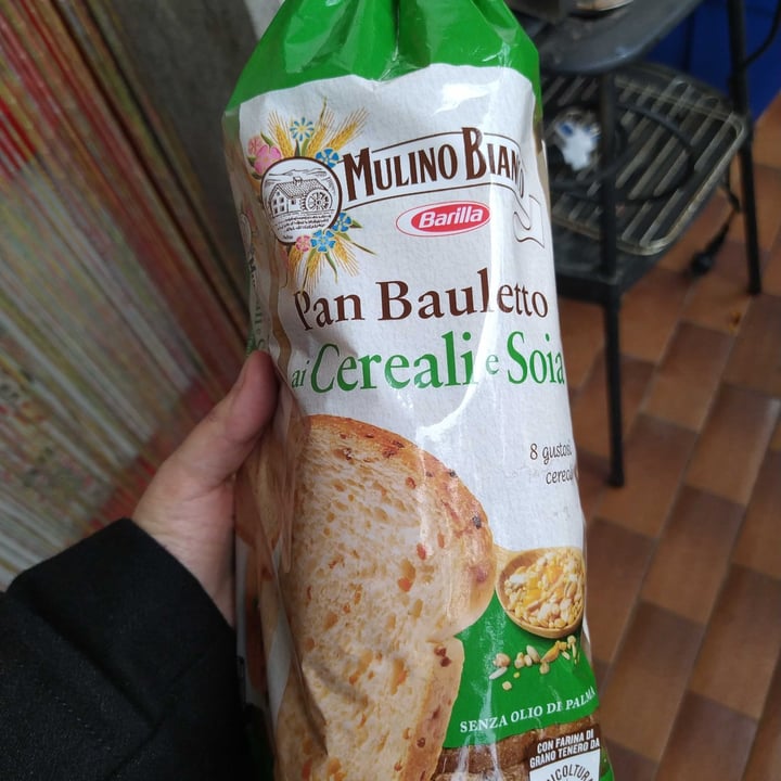 photo of Mulino Bianco Pan Bauletto ai Cereali e Soia shared by @tina5 on  04 May 2022 - review