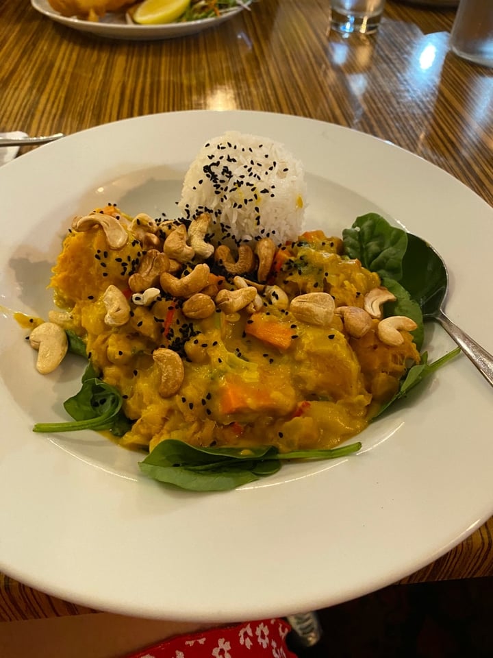 review photo of Prince of Wales Hotel Vegan Curry shared by @ssacpotato on 18 Feb 2020 - review