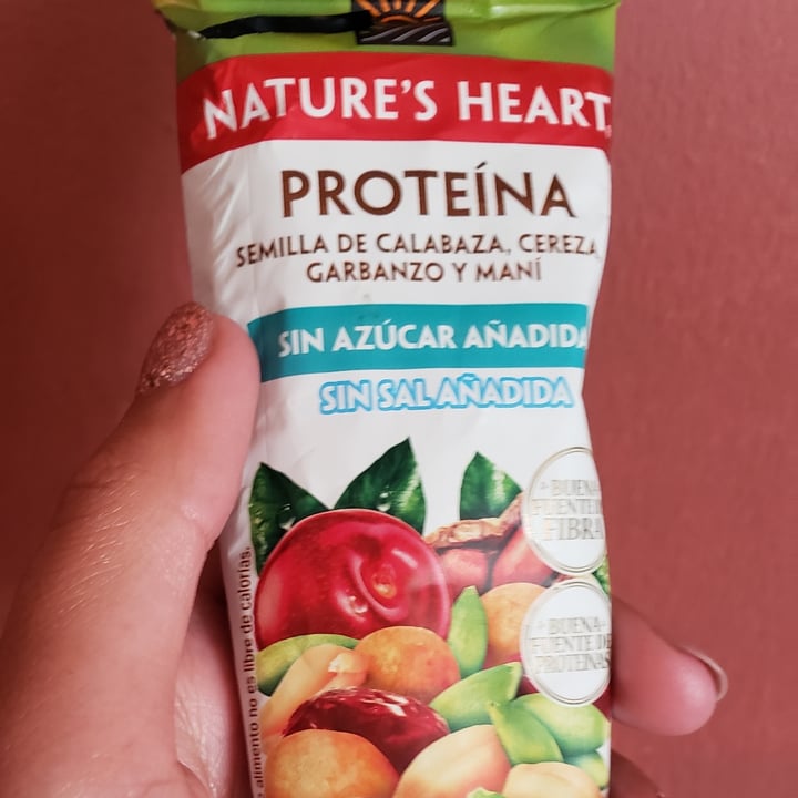 photo of Nature's Heart Proteína: Semilla de calabaza, cereza, garbanzo y maní shared by @sotonarbona on  21 Feb 2021 - review