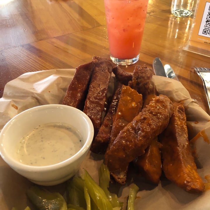 photo of Watercourse Foods Buffalo Seitan Wings shared by @maryuly on  07 Jul 2021 - review