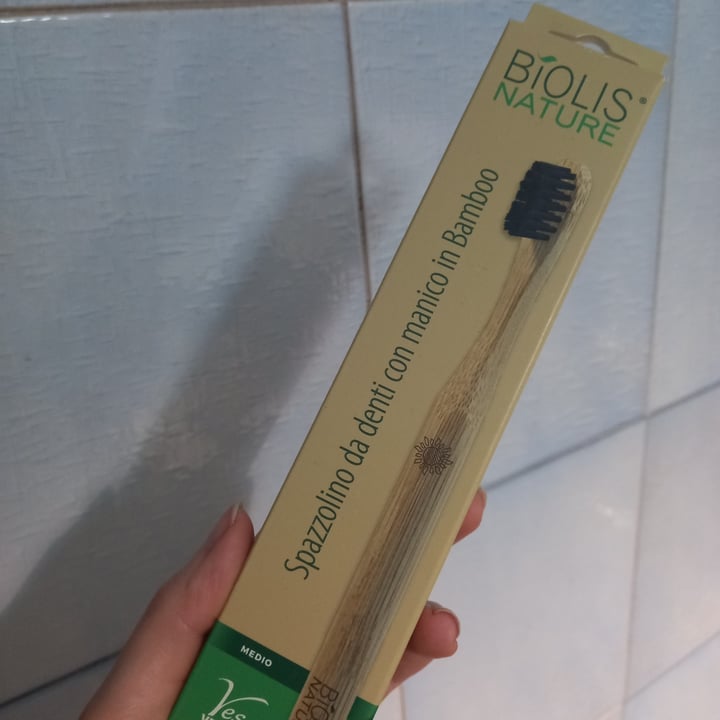 photo of Biolis Nature Spazzolino da denti con manico in Bamboo shared by @cristinabv on  25 Feb 2022 - review