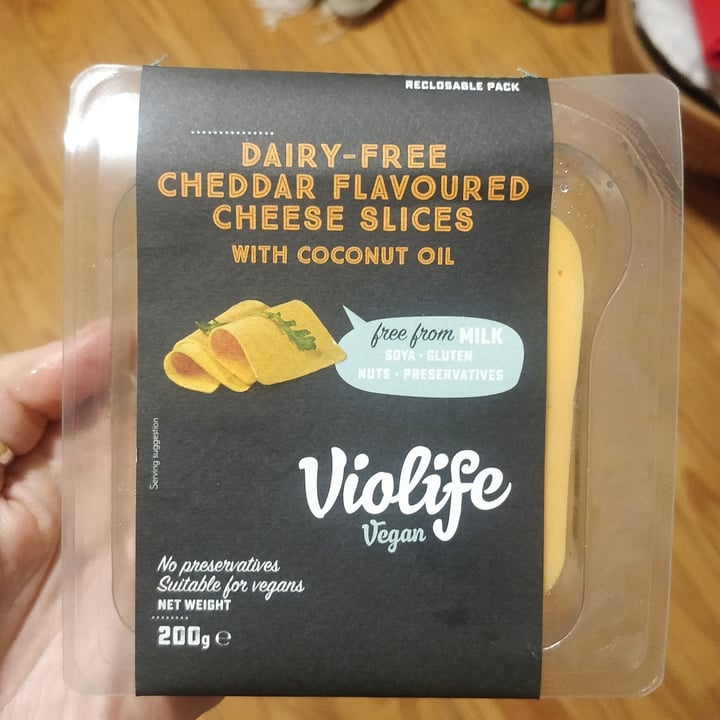 photo of Violife Cheddar Slices shared by @adelesalle on  18 Jul 2021 - review