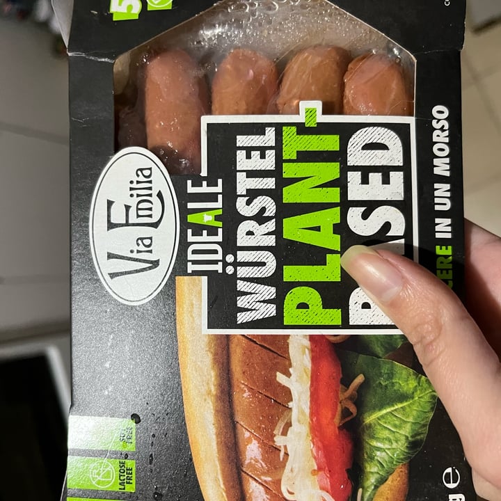 photo of Via emilia Wurstel Plant Based shared by @ambra95 on  18 Dec 2021 - review