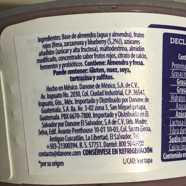 review photo of Silk Alimento fermentado de almendra con frutos rojos. shared by @ishagzz on 16 Apr 2021 - review
