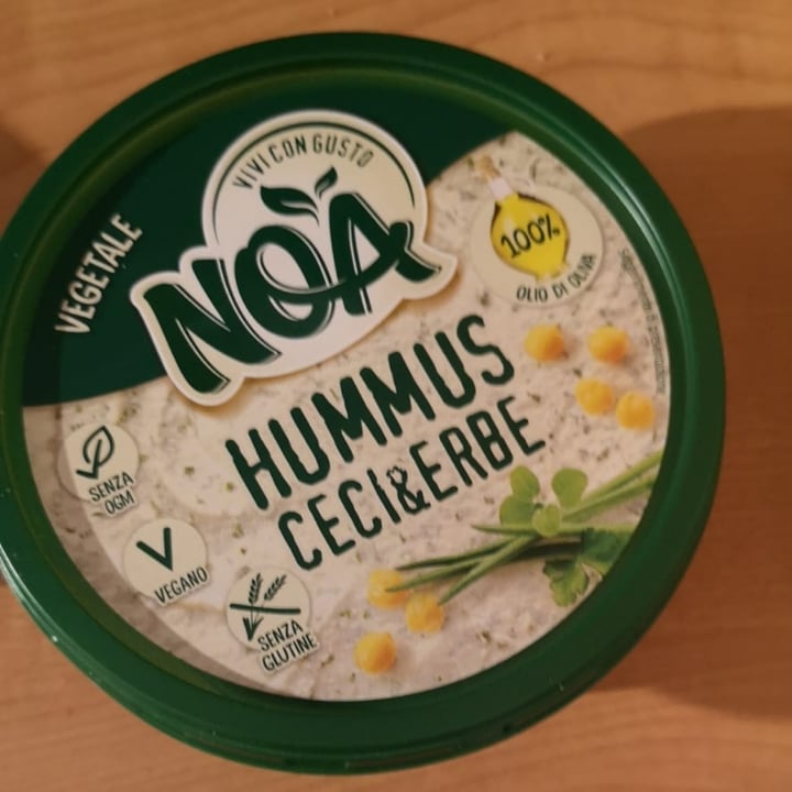 photo of Noa Hummus Ceci & Erbe shared by @pippi06 on  13 Apr 2022 - review