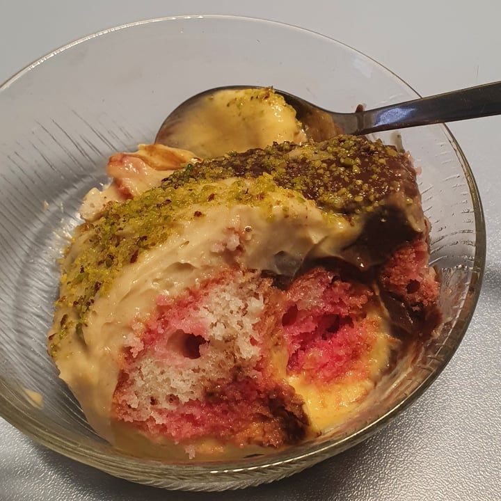 review photo of Circolo Impatto Zero - Riservato ai Soci ARCI Zuppa Inglese shared by @kamymura on 11 Apr 2022 - review