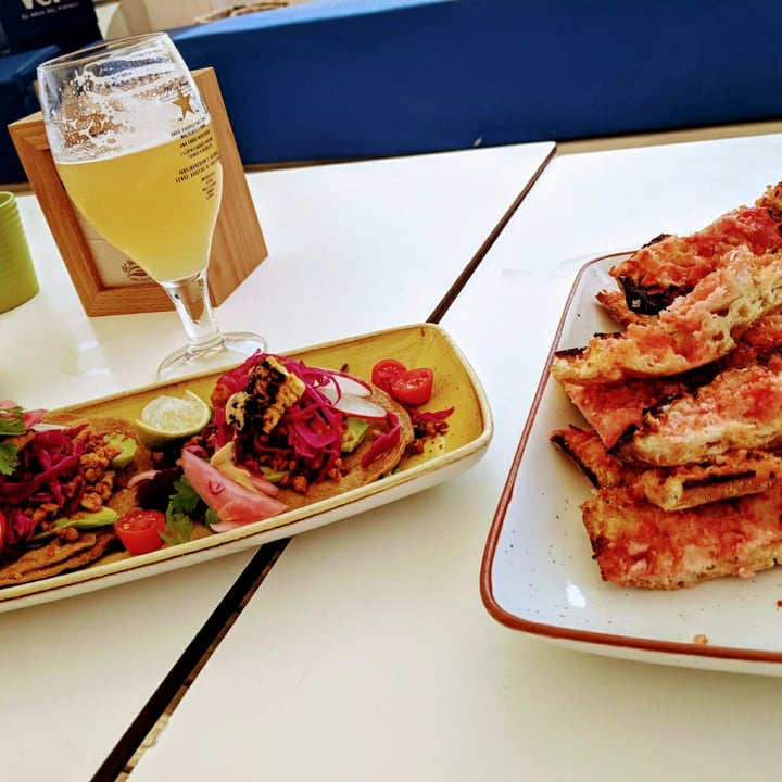 photo of Chiringuito Takuara Tostadas Mexicanas and Pan de Coca con Tomate shared by @nimsay25 on  12 Aug 2021 - review