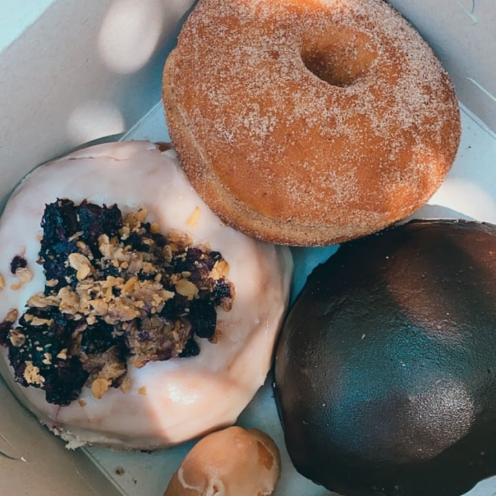 photo of Grumpy & Runt | Little Deli & Donuts Doughnuts shared by @ilizemarais on  13 Jan 2021 - review