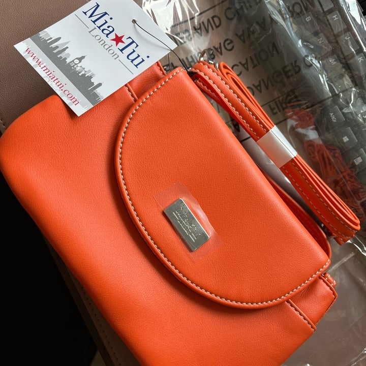 photo of Mia Tui “Isobel” small cross body bag/purse shared by @charlotte160417 on  17 Oct 2022 - review