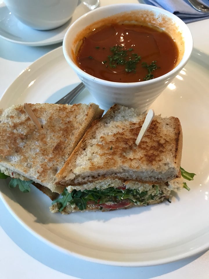 photo of Pushkin's Restaurant Adult Grilled Cheese and Tomato Soup shared by @pattithehuman on  19 Nov 2018 - review