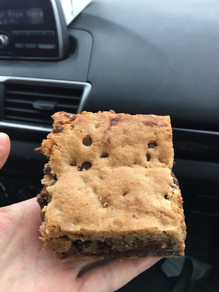 photo of The Vegan Pantry Almond Butter Blondie shared by @martag on  26 Jan 2020 - review