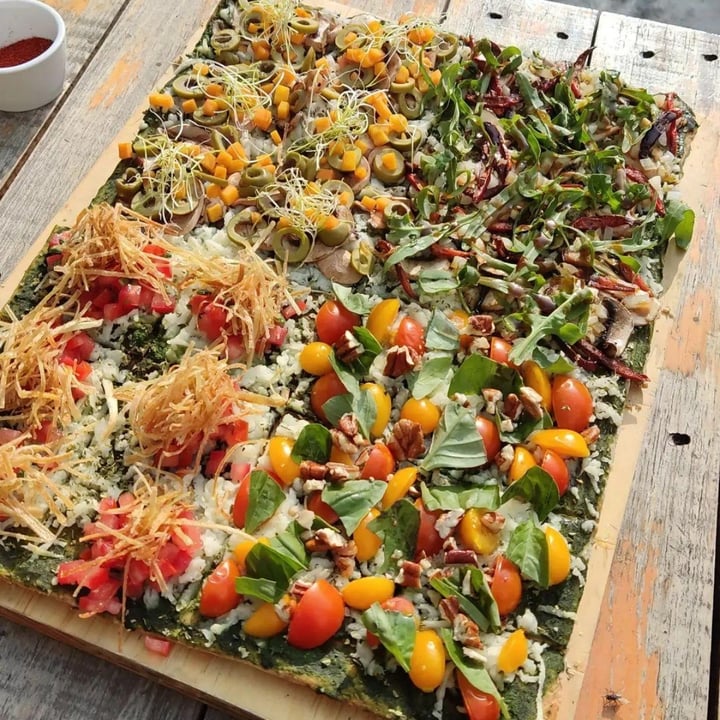 review photo of Healthy Pizza - Saludable Pizza de cuatro sabores con queso de papa shared by @peachjuice on 03 Apr 2022 - review