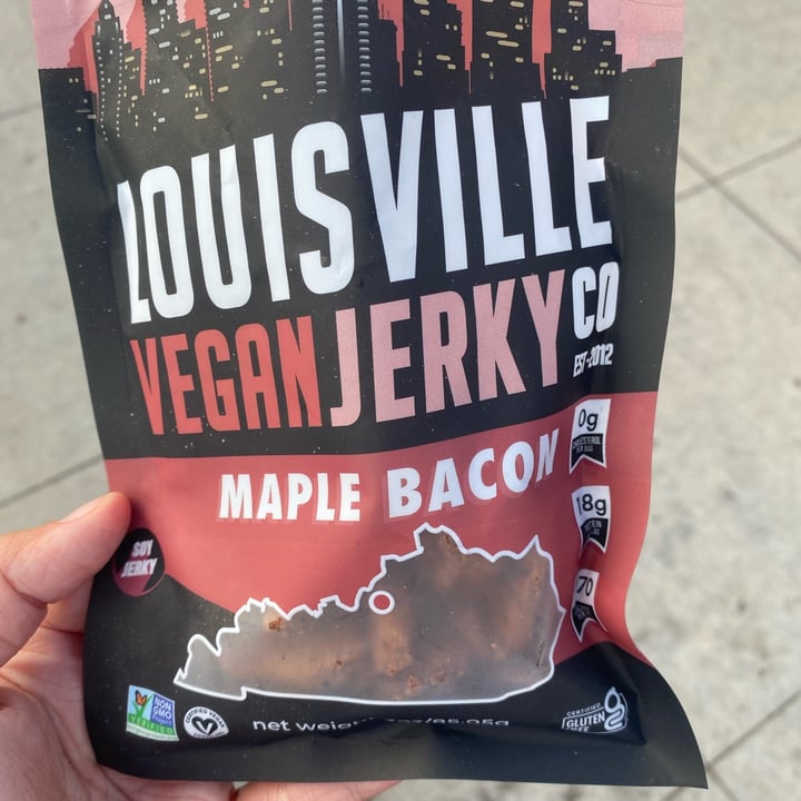 review photo of Louisville Vegan Jerky Co. Maple Bacon shared by @fernantai on 01 Sep 2022 - review
