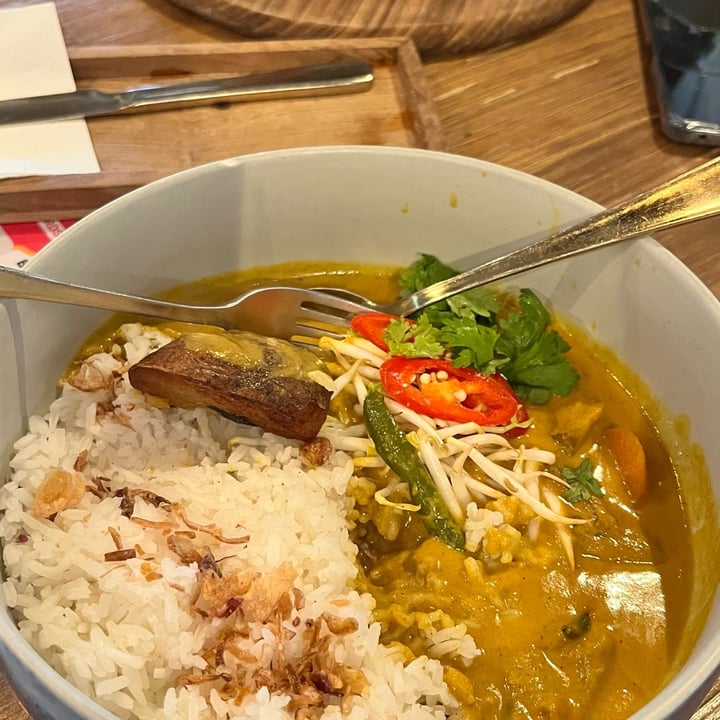photo of Genius Central Singapore Bumbu Bali shared by @amitansh on  01 Jul 2022 - review