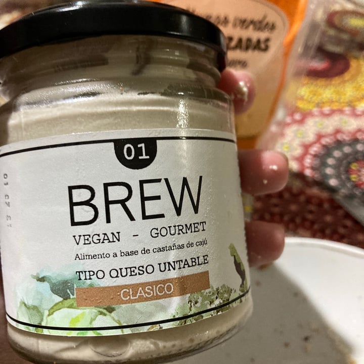 photo of Brew Queso Untable de Castañas de Caju shared by @valentinaenecoiz on  29 May 2021 - review