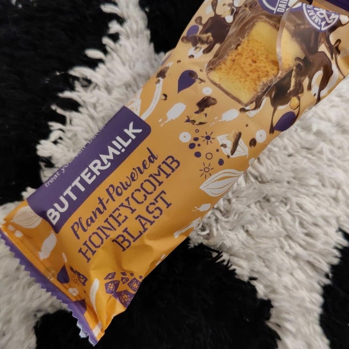 review photo of Buttermilk Plant-powered Honeycomb Blast shared by @rutheen on 06 Nov 2022 - review
