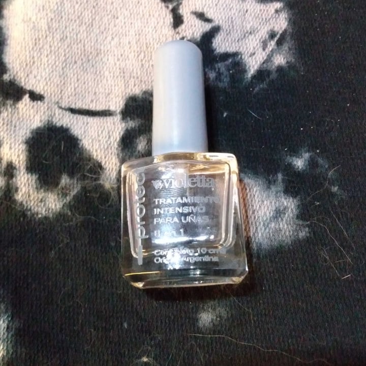 review photo of Violetta cosméticos Protect tratamiento intensivo para uñas 8 en 1 shared by @belenveggie on 30 Sep 2021 - review
