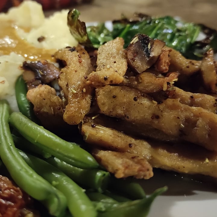 photo of Fry's Family Food Chicken Style Strips shared by @ragamuffin on  22 Dec 2020 - review
