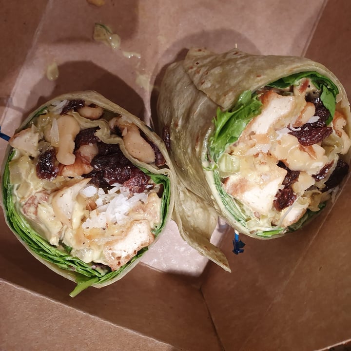 photo of Ethos Vegan Kitchen Coconut Curry Wrap shared by @paniwilson on  11 Nov 2021 - review