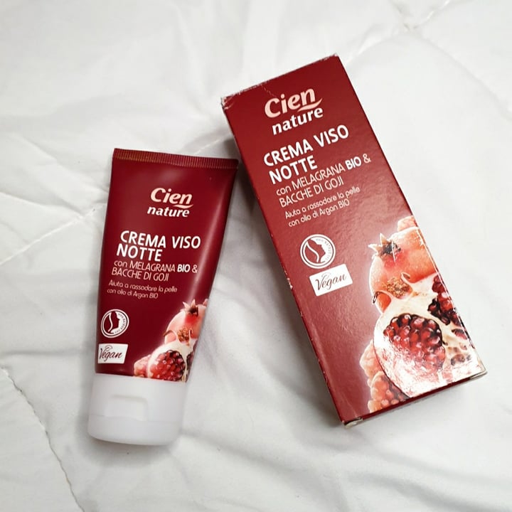 photo of Cien Crema Notte shared by @disperancione on  31 Oct 2021 - review
