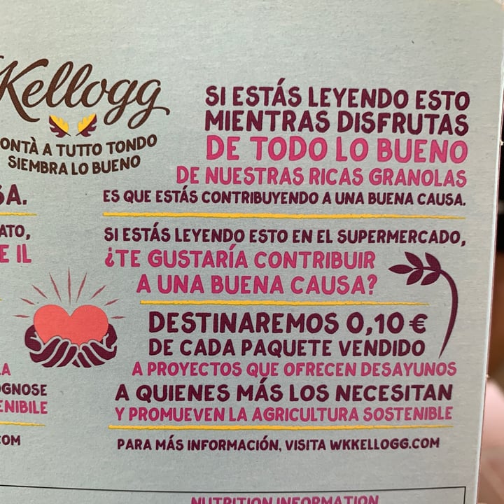 photo of Kellogg Cocoa And Hazelnut Granola shared by @carolinschuetz on  20 Aug 2021 - review
