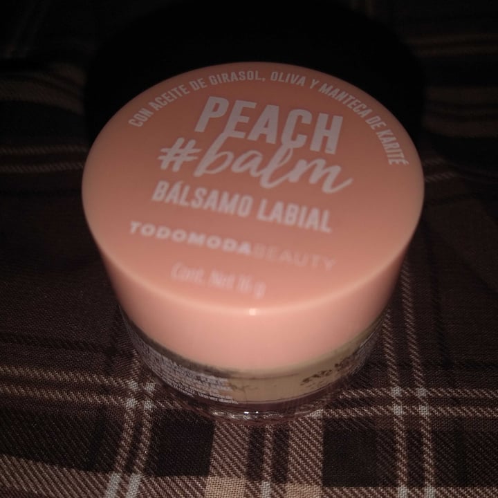 photo of Todomoda Beauty Bálsamo labial peach #balm shared by @agusvegana1990 on  30 Apr 2021 - review