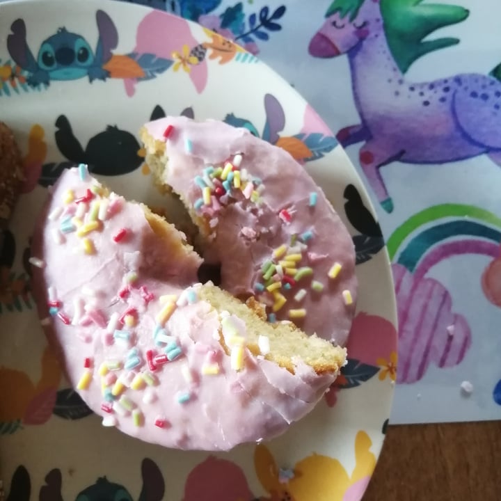 photo of Alice in Wonderpie Donuts shared by @laurrywhite on  03 Sep 2021 - review