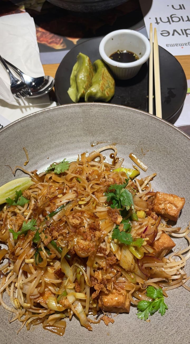 photo of Wagamama vegan pad thai shared by @jasmano on  22 Nov 2022 - review