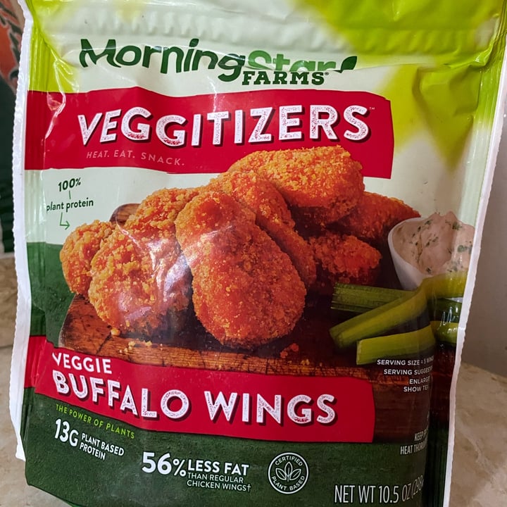 photo of MorningStar Farms Veggitizers Veggie Buffalo Wings shared by @aimeeleroi on  08 Oct 2021 - review