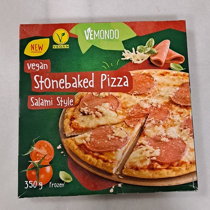 photo of Vemondo Vegan Stonenbaked Pizza Salami Style shared by @jaioselene on  27 Jan 2022 - review