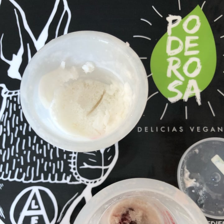 review photo of Poderosa Restaurante Vegano helado de coco shared by @magnoliagari on 15 Jan 2022 - review