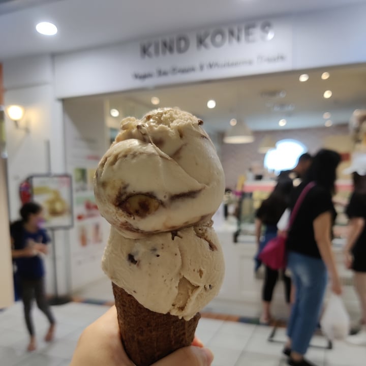 photo of Kind Kones Almond Brittle Fudge + Peanut Buttercup in a gluten-free cone shared by @katethekat on  18 Mar 2021 - review